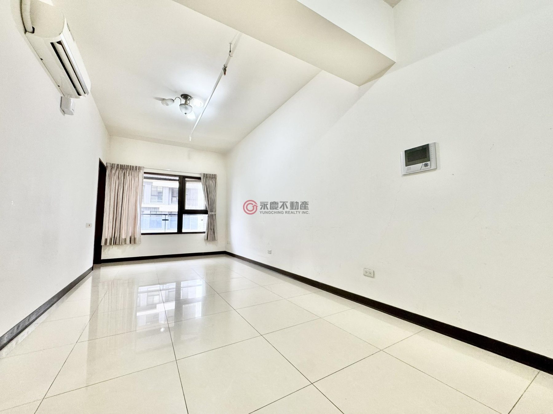 皇翔百老匯客廳空間照片